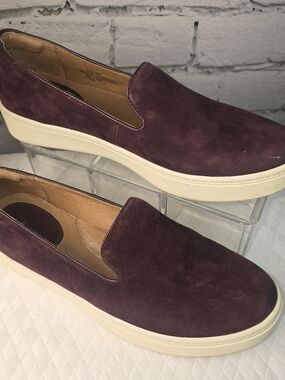 WOMENS SOFFT SOMERS SLIP ON CORDOVAN DEEP PLUM SUEDE CASUAL SIZE 7.5 EUC